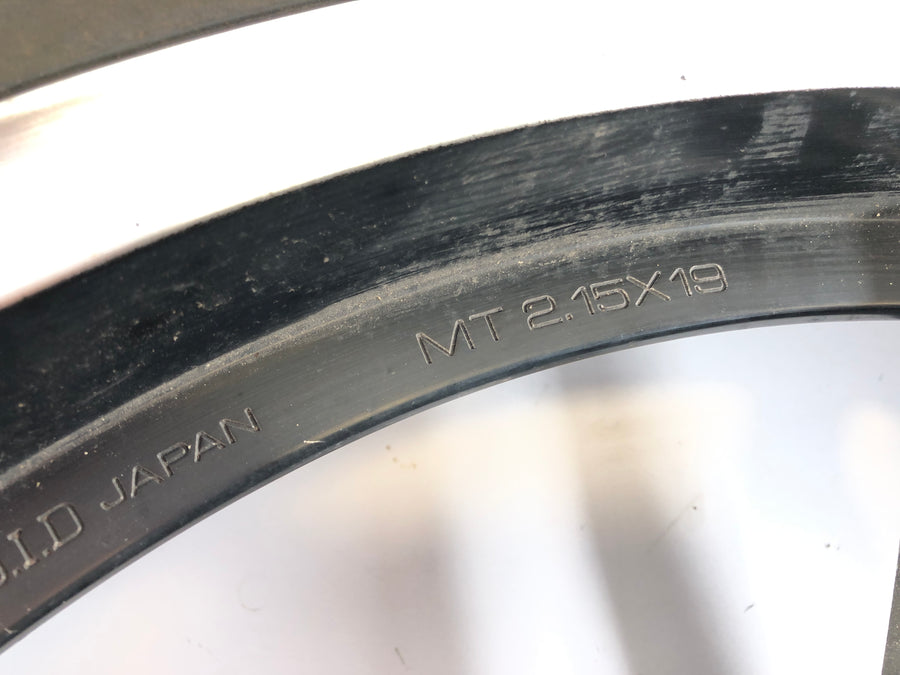 Honda CB 900 F SC01 [1981] - Esiratta velg