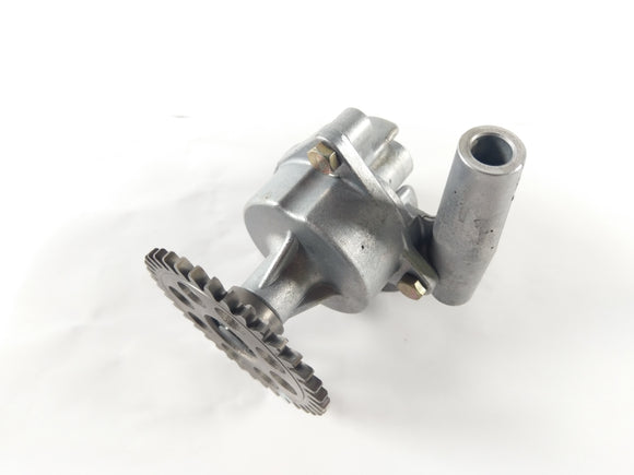 Suzuki GSX -R 750W GR7BA - Масляный насос с передачей