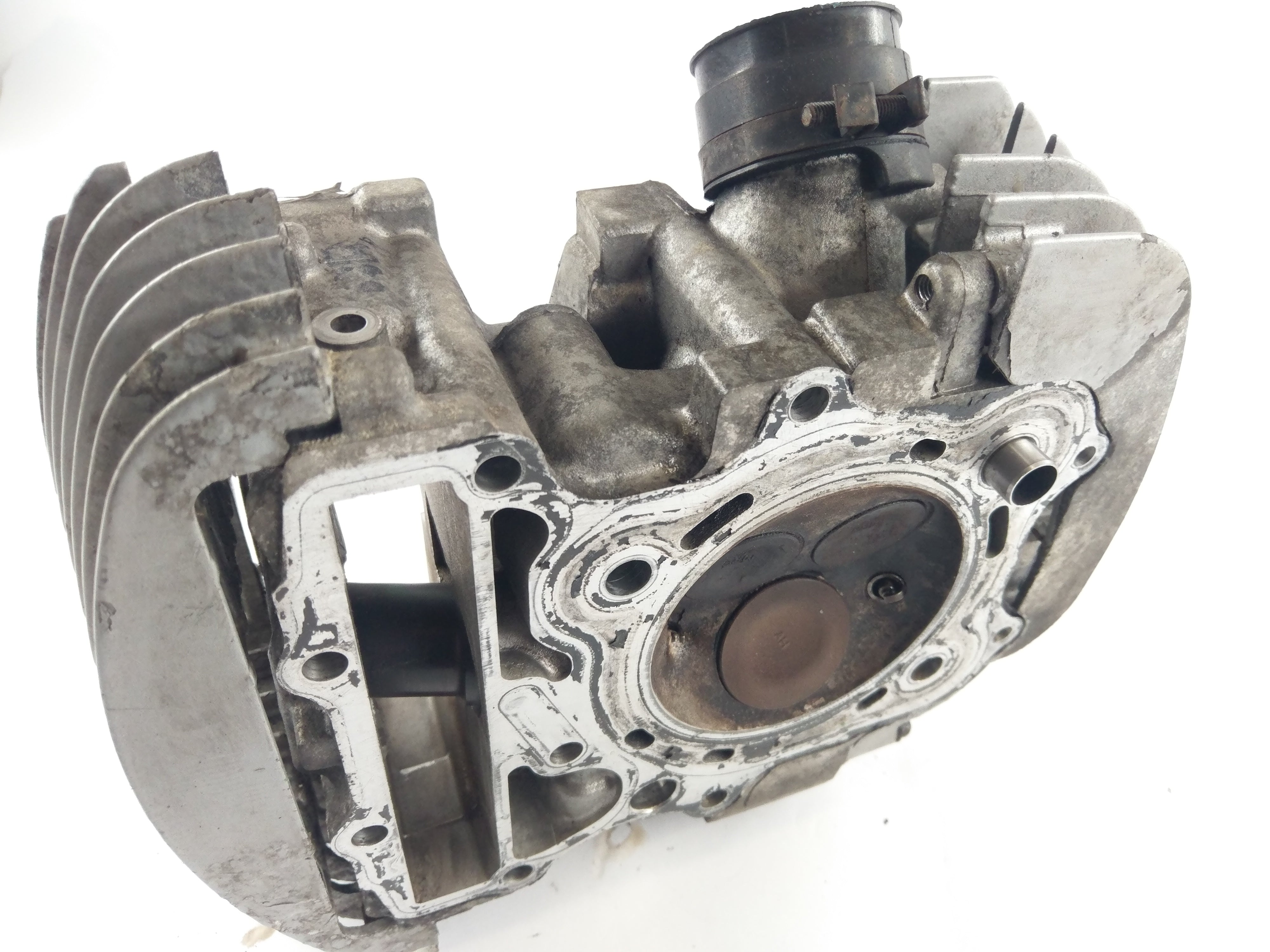 Honda VT 1100 SC32 [1999] - Cylinder head