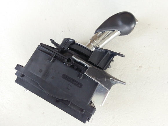 Porsche Panamera Turbo [2010]  - ギアレバーセレクターレバー