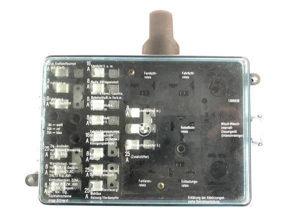 BMW M 535i E28 [1986]  - 保险丝盒