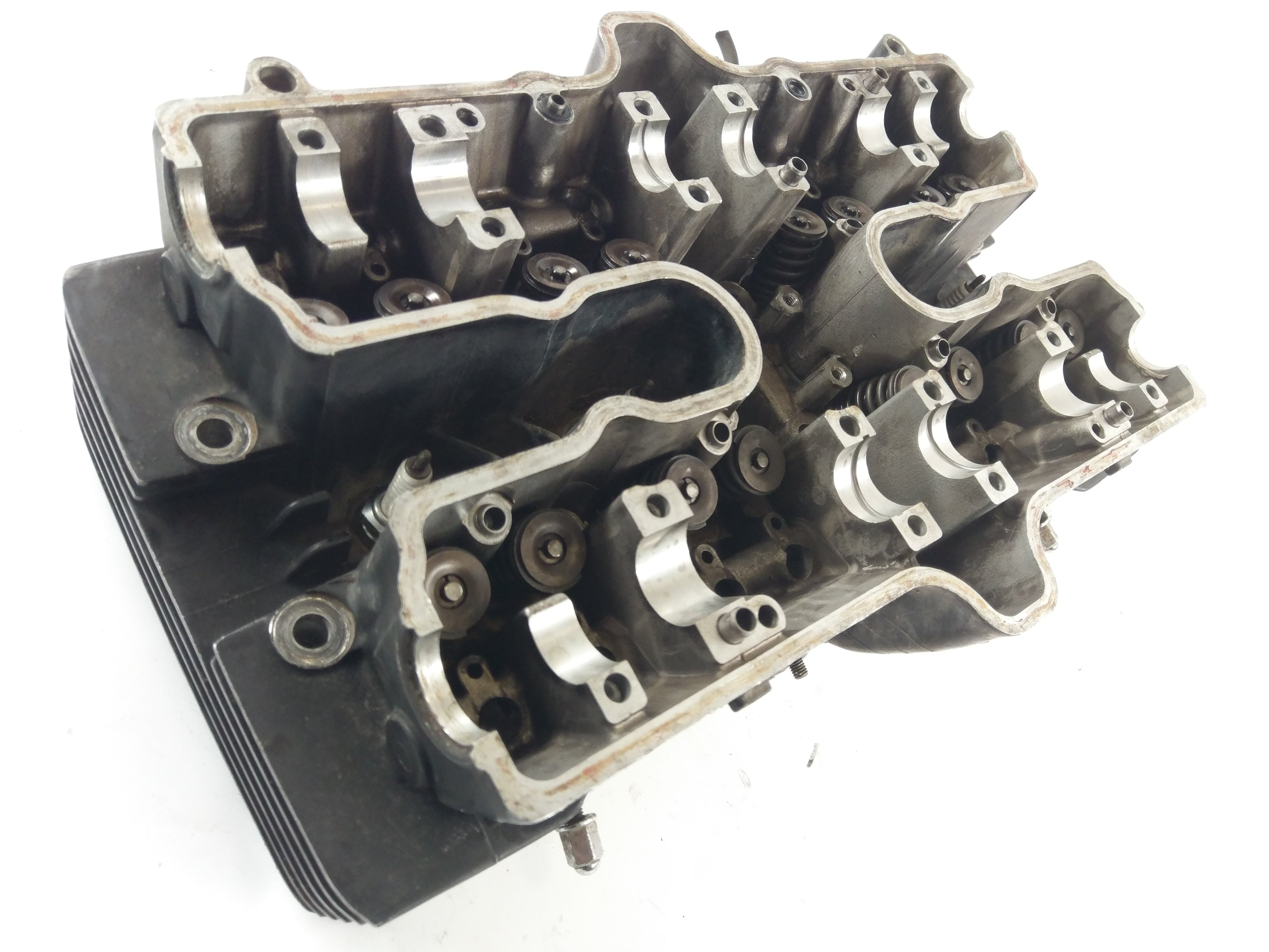 Honda CBX 750 F RC17 [1985] - Cylinder head