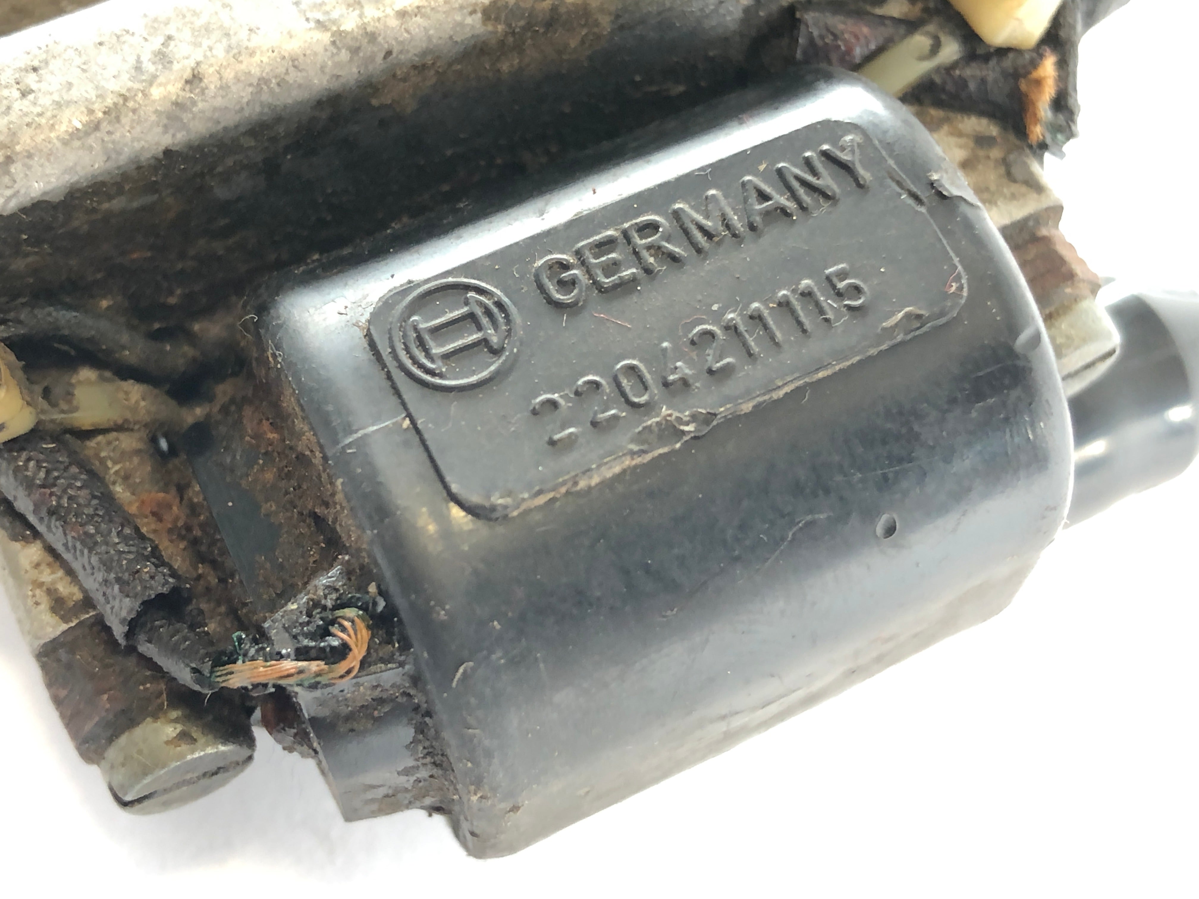 Laverda 1000 / 1 [1973] - Ignition coil with plug