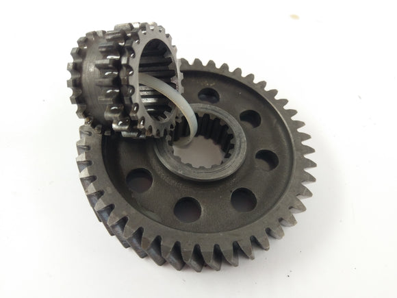 Suzuki Intruder vs 700 VP51a [1986] - Engrenagens