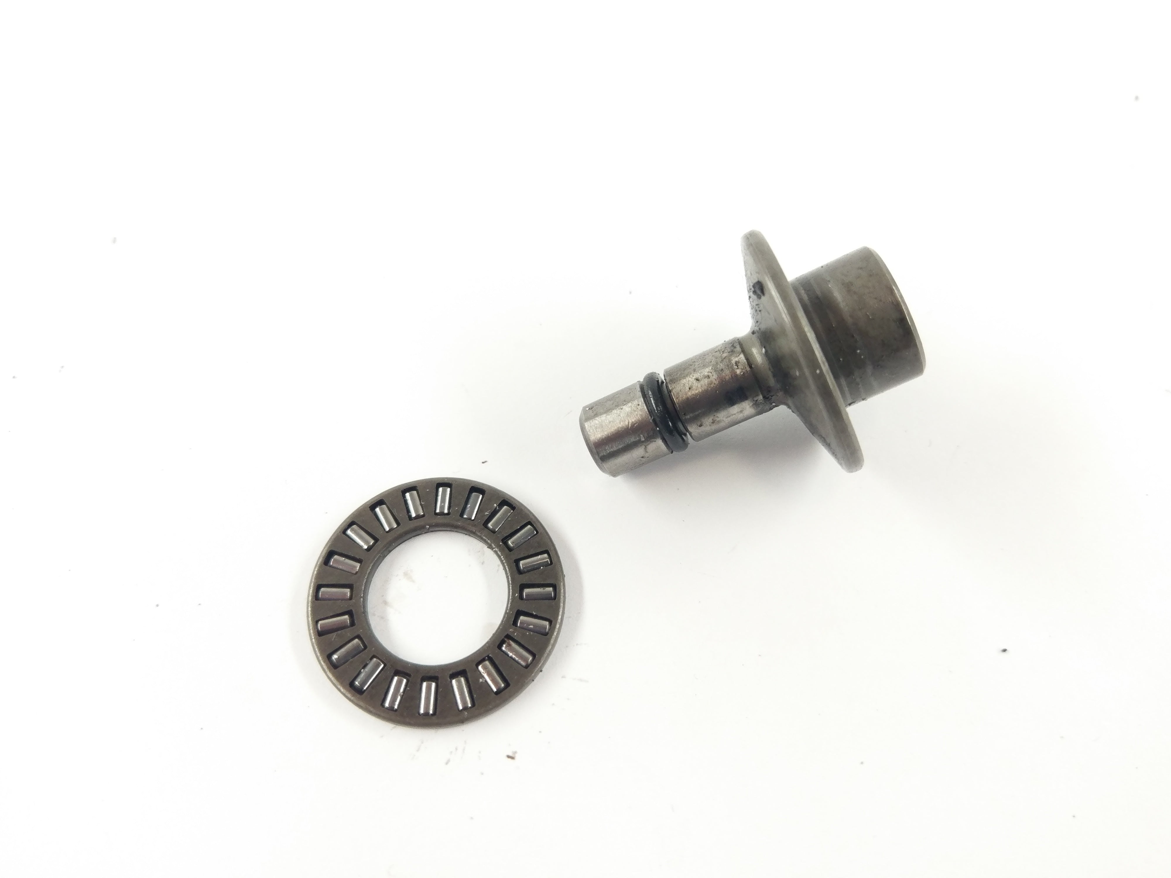 Yamaha YZF 750 R 4HN [1995] - clutch pressure mushroom