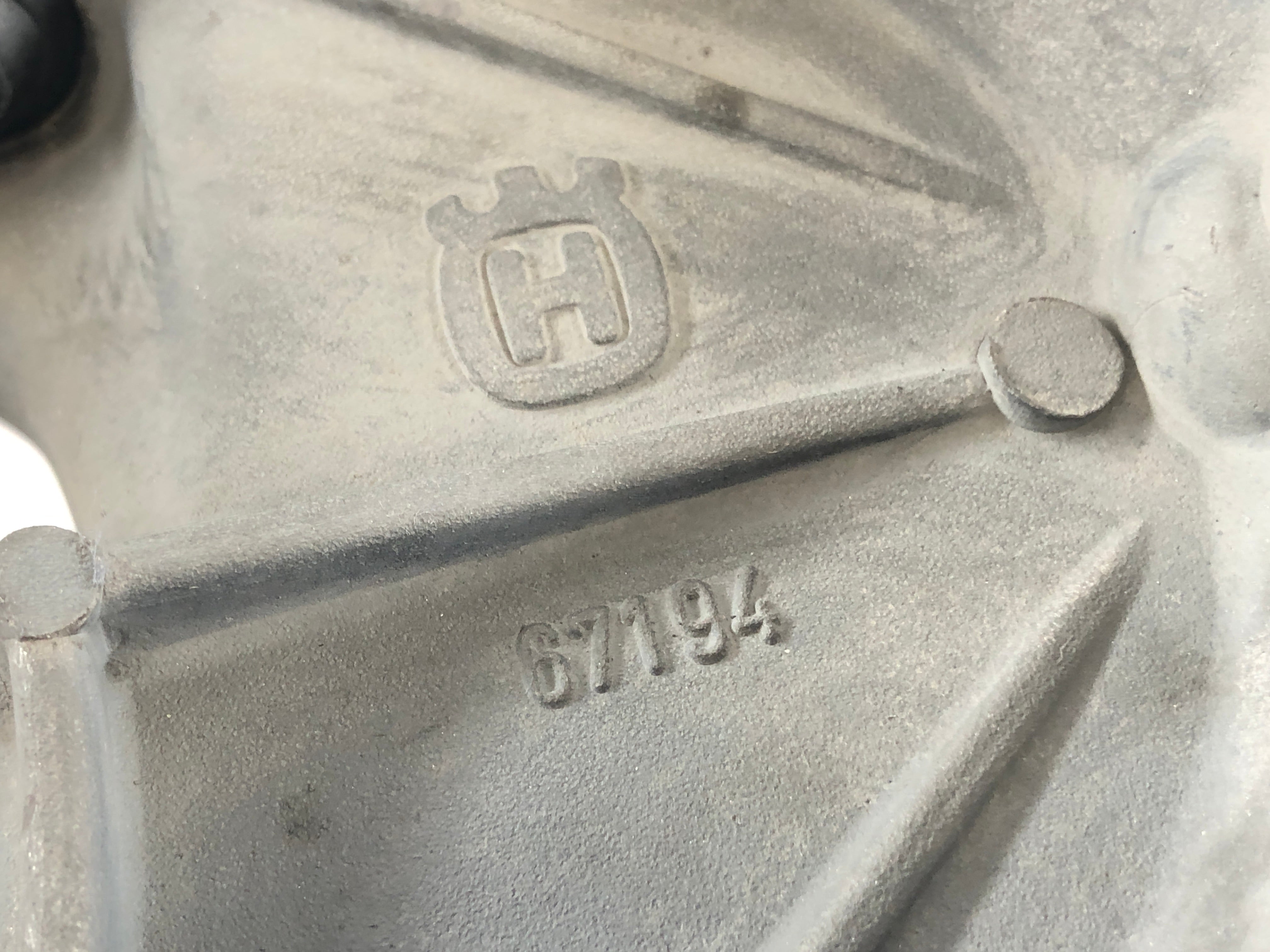 Husqvarna SMR 570 [2003] - Intermediate cover engine cover