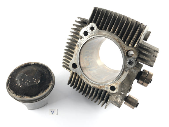 Ducati Multistrada 1000 DS [2004] - Cylinder med stempler foran