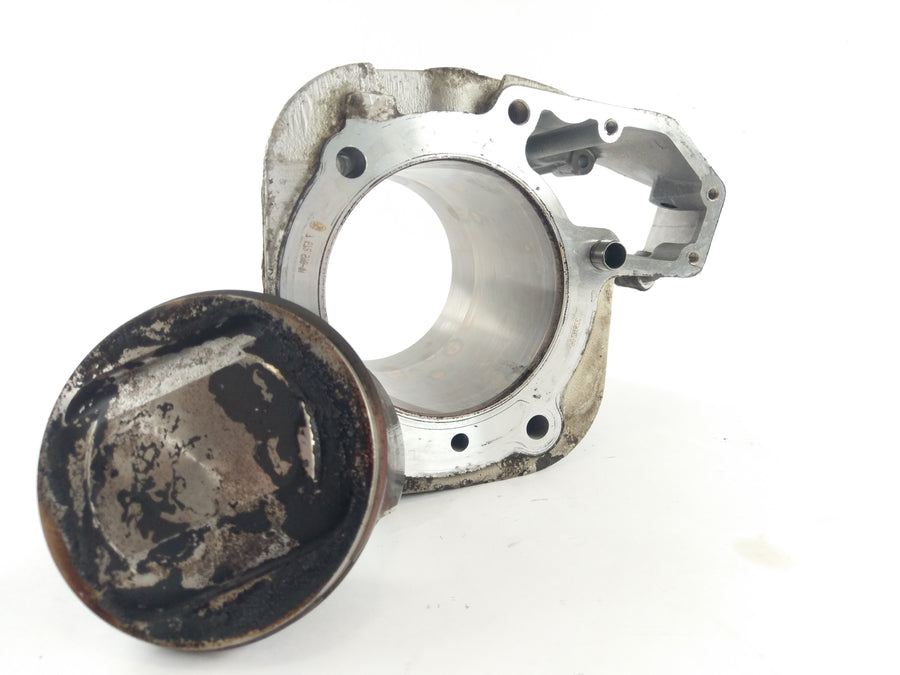 BMW R 1200 R K27 [2007] - Cylinder with piston