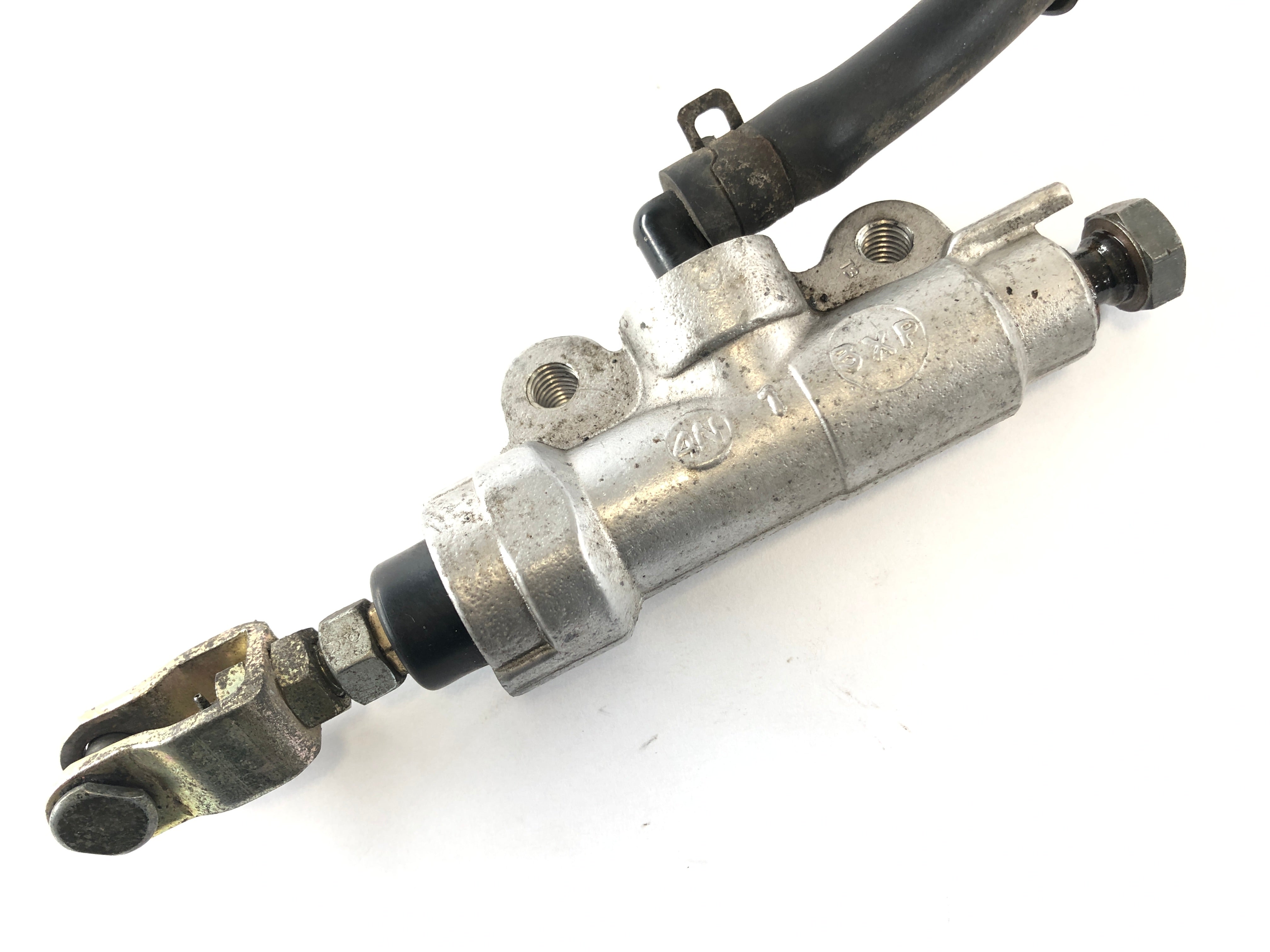 Yamaha XT 660 DM01 [2005] - rear brake pump