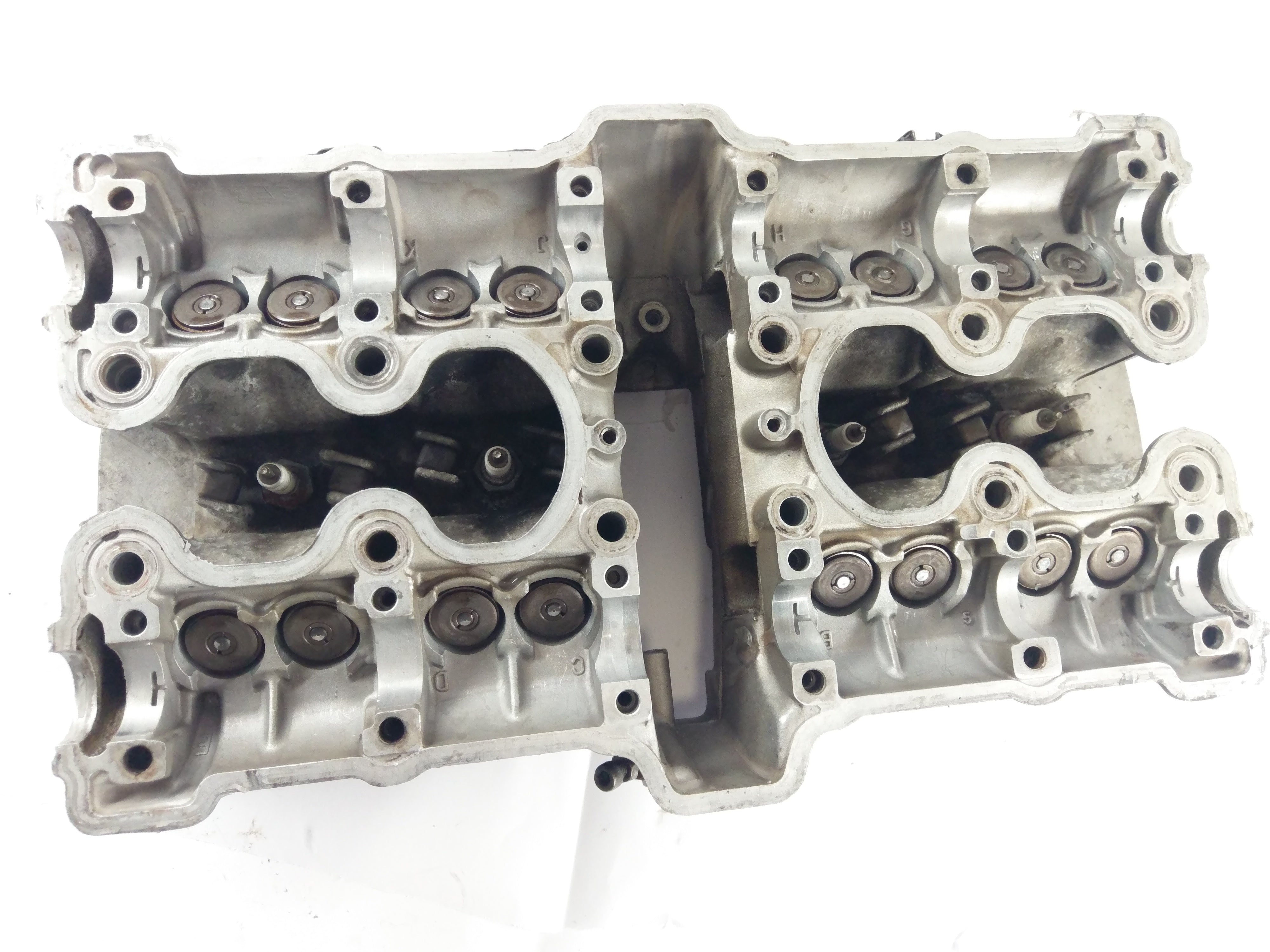 Honda CB 900 F Boldor SC01 [1981] - Cylinder head