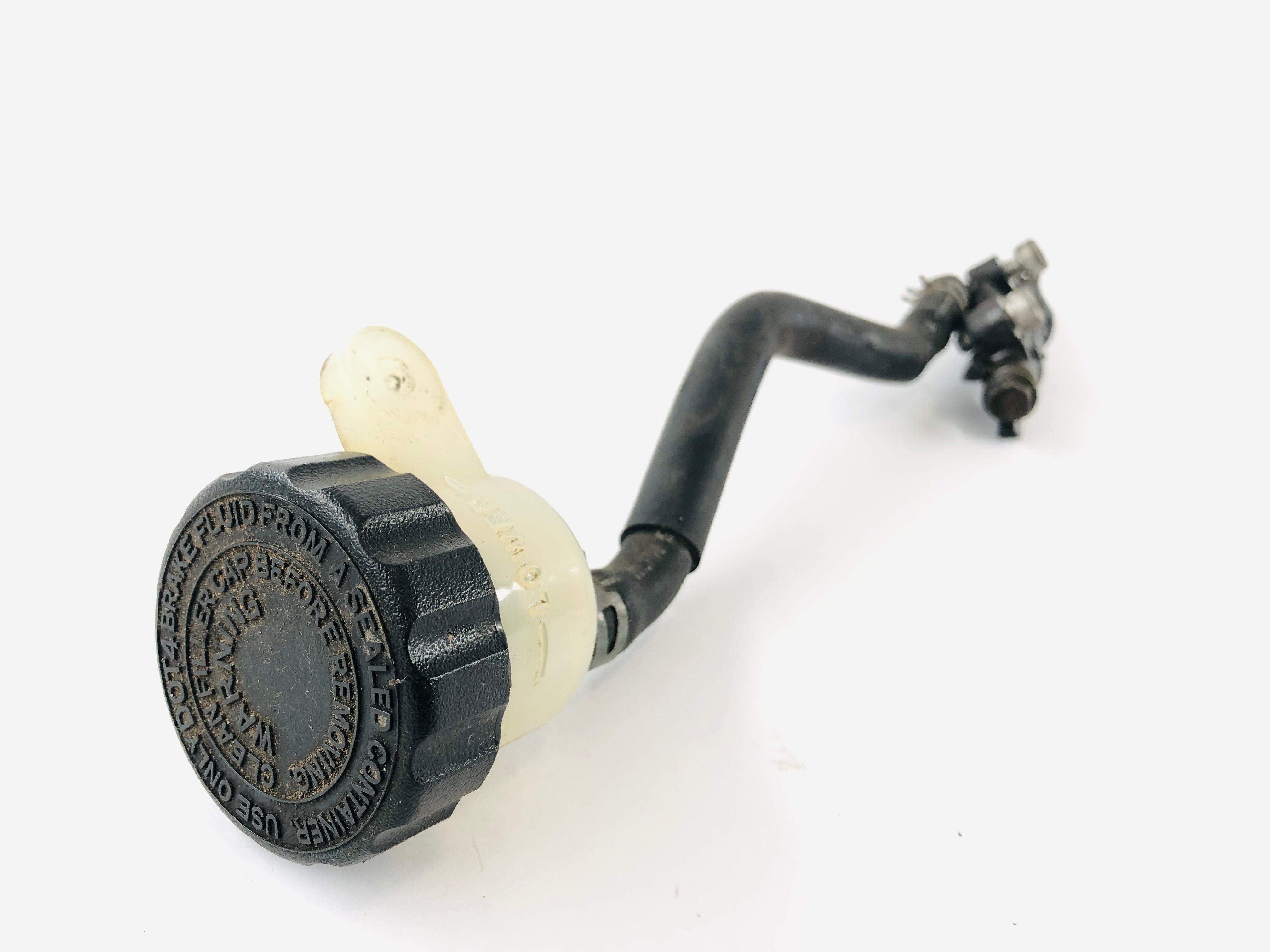 Yamaha XJR 1200 4PU [1995] - rear brake pump