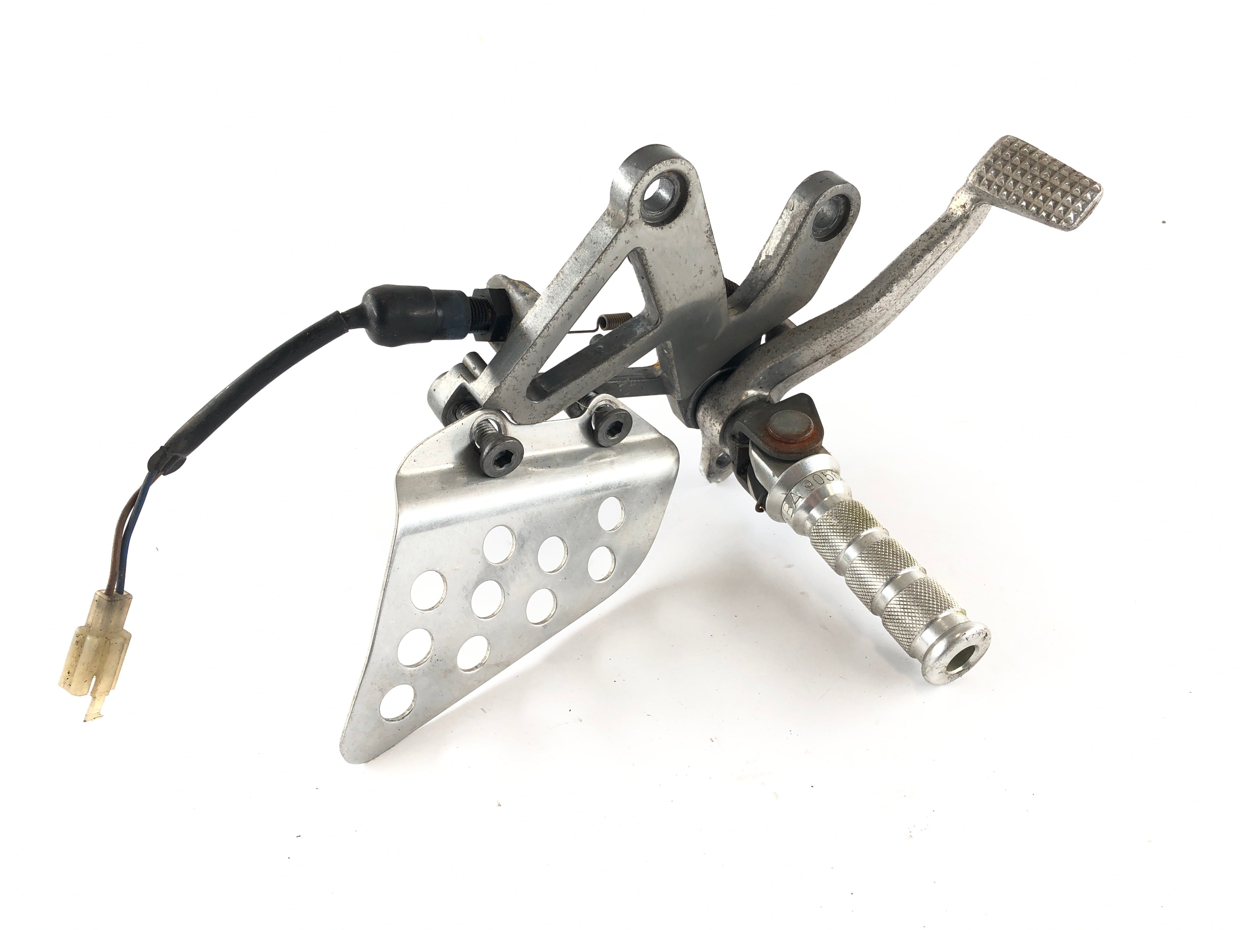 Kawasaki ZX9-R ZX900B [1996] - Brake pedal and footrest holder right