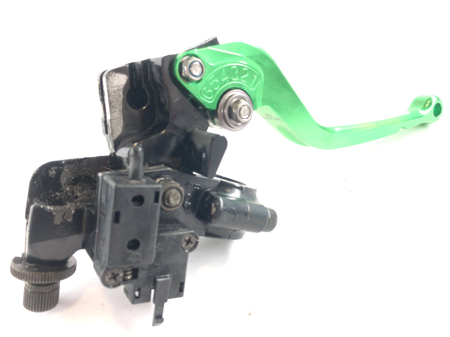 Kawasaki Z 750 ZR750J [2005] - Clutch Fitting