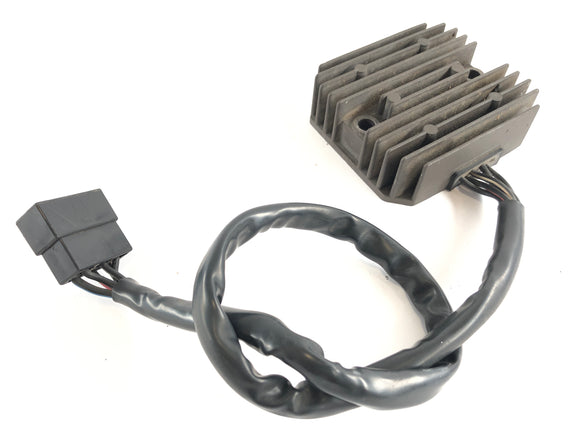 Kawasaki VN 1500 Classic VNT50D [2000] - Régulateur