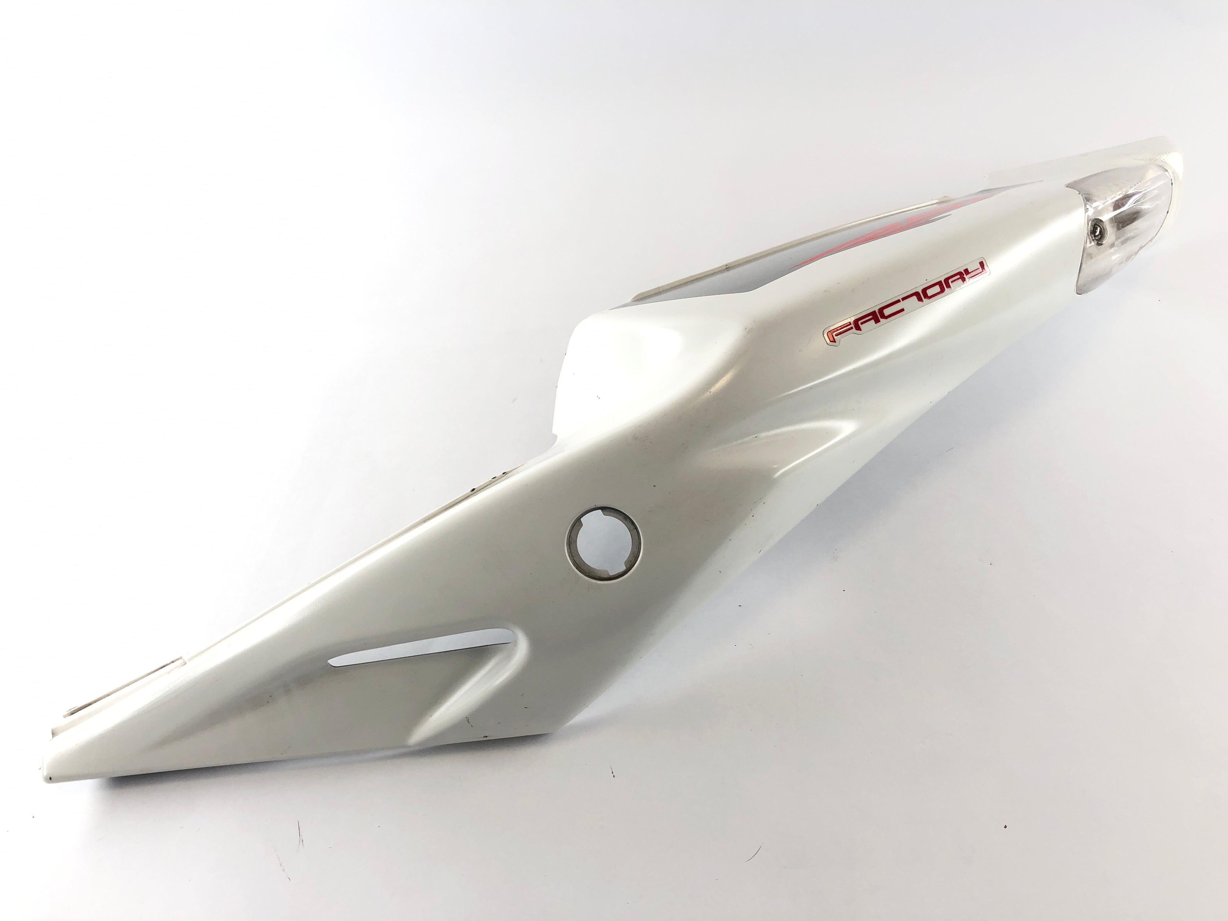 Aprilia RSV 1000 RR Factory [2009] - Rear fairing left with indicator