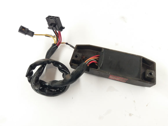 Suzuki intruder vs 700 VP51a [1986] - kontroler