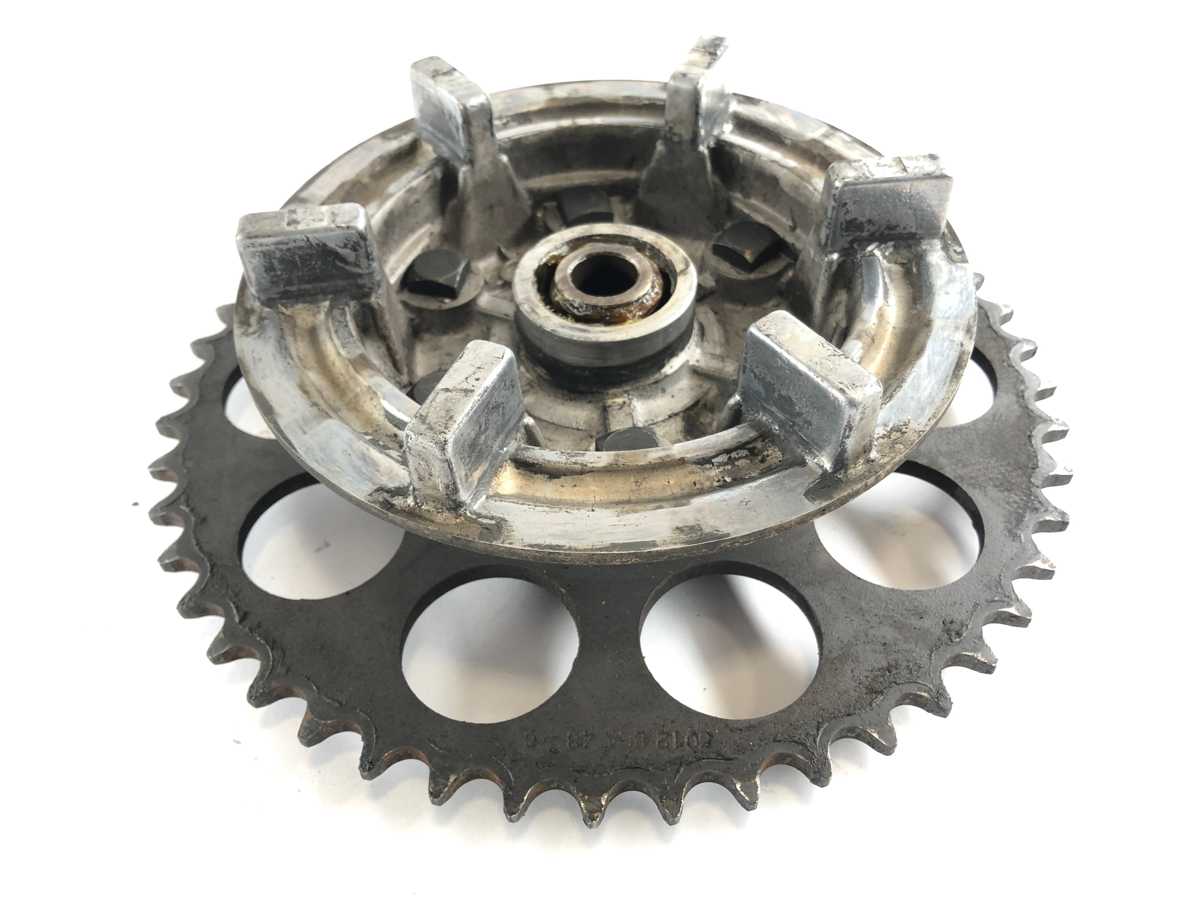 Suzuki DR 750 S SR41B [1988] - Sprocket carrier with sprocket