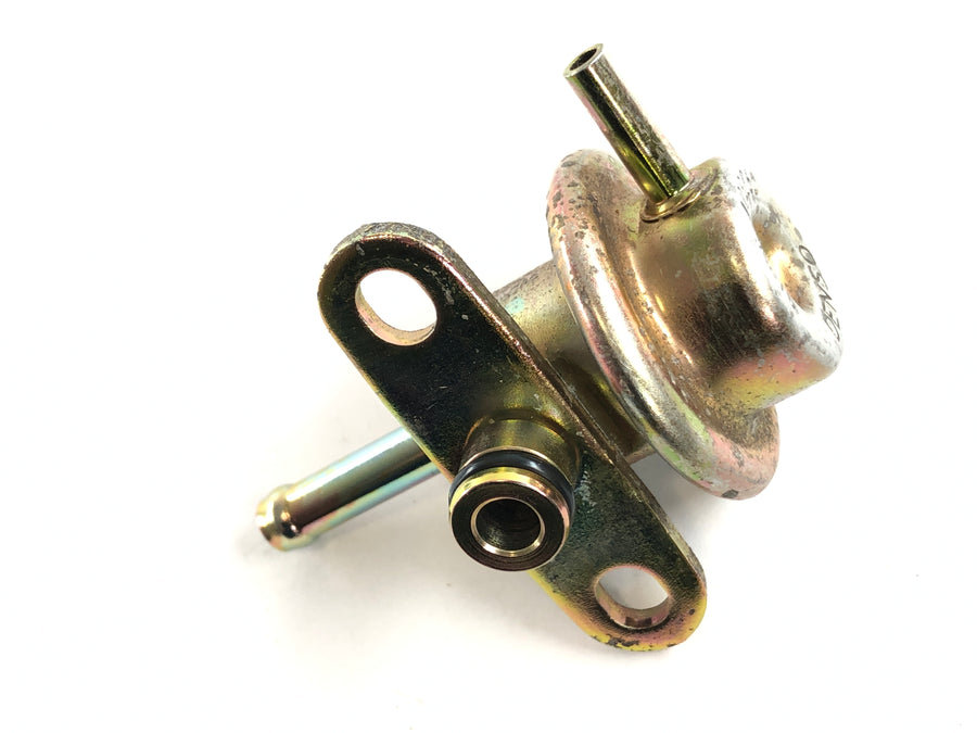 Kan på Spyder SM5 [2009] - Benzindruck Regulator