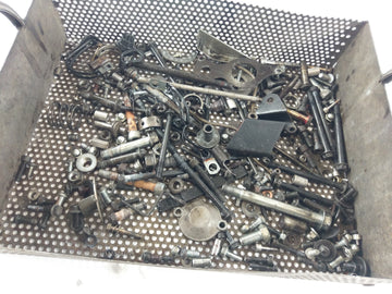 Suzuki GSF 400 GK75B Bandit [1991] - Винты и остаточные детали