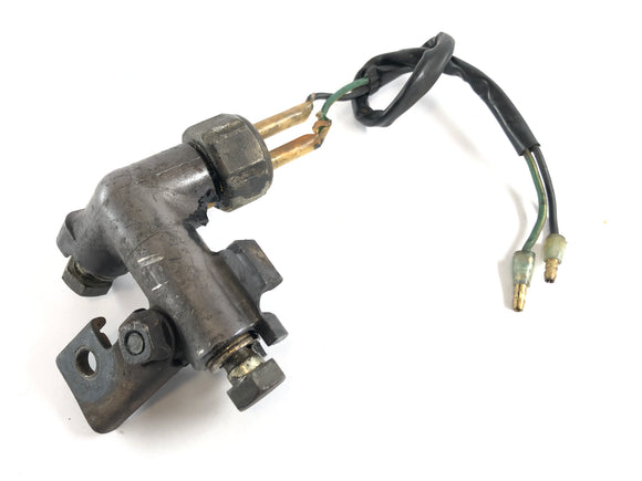 ホンダCJ 360 T [1980]  - ブレーキライン接続ブレーキライトスイッチ