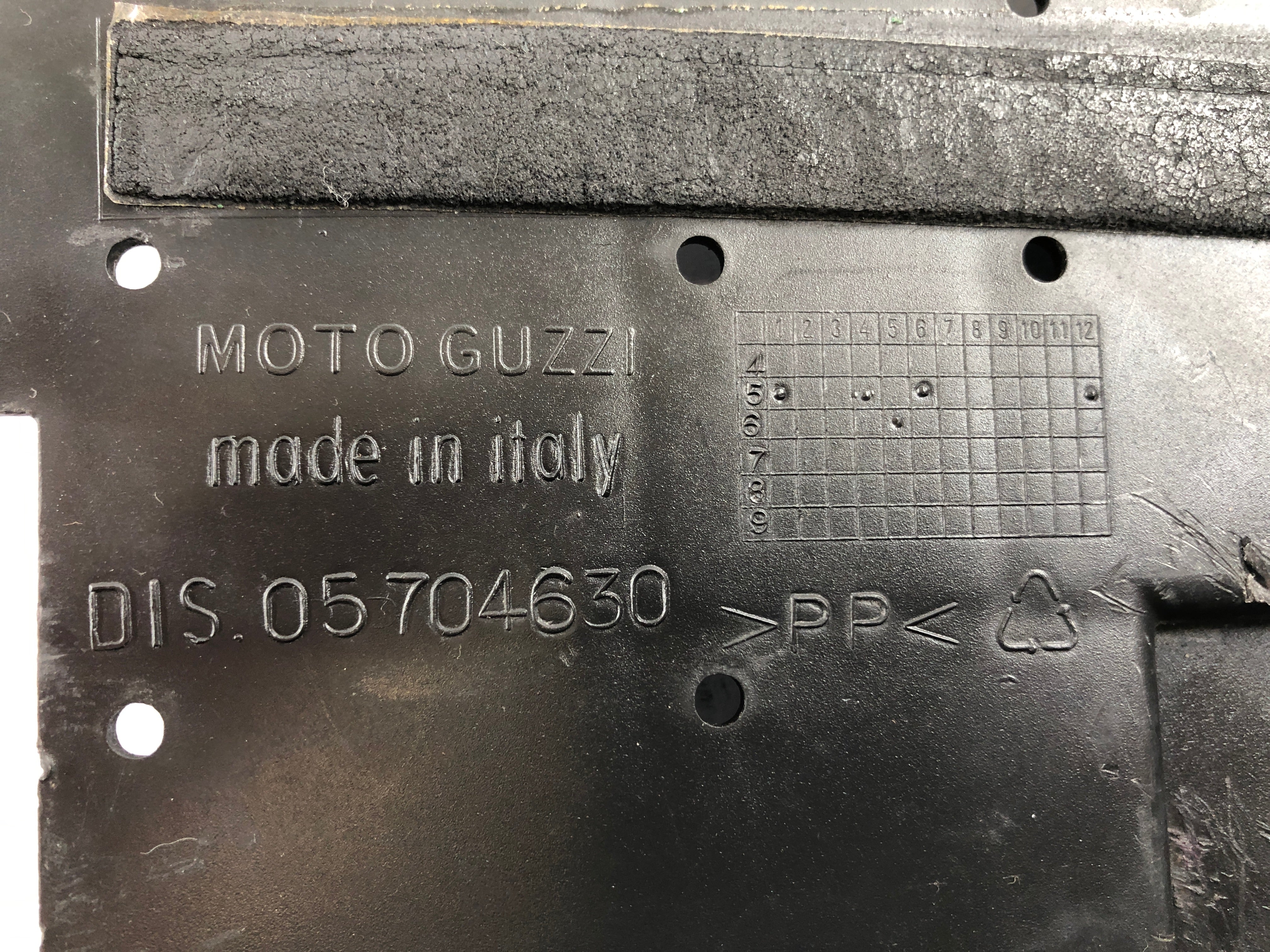 Moto Guzzi Norge 1200 LP [2006] - Acter Battery Box