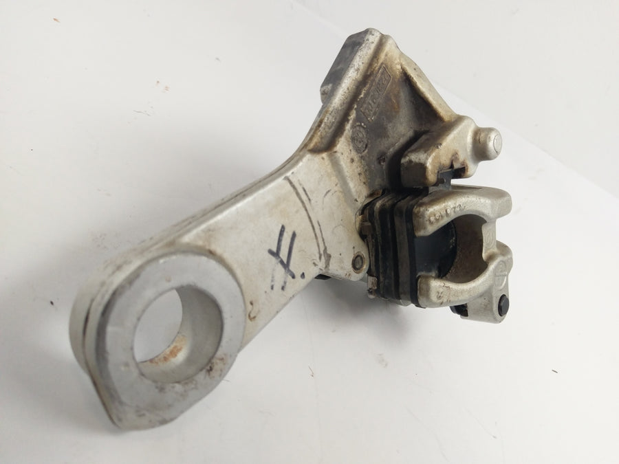 Husqvarna TE 449 A6 [2010] - pinza freno sul retro e l'ancoraggio dei freni