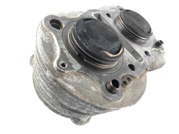 Honda CJ 360 T [1980] - sylinteri männillä