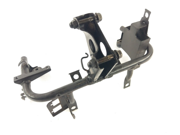Honda NX 650 Dominator RD02 [1992] - Front fairing bracket antler