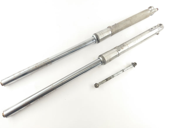 Yamaha DT 175 2K4 [1979] - vidlice Front Wheel s osou