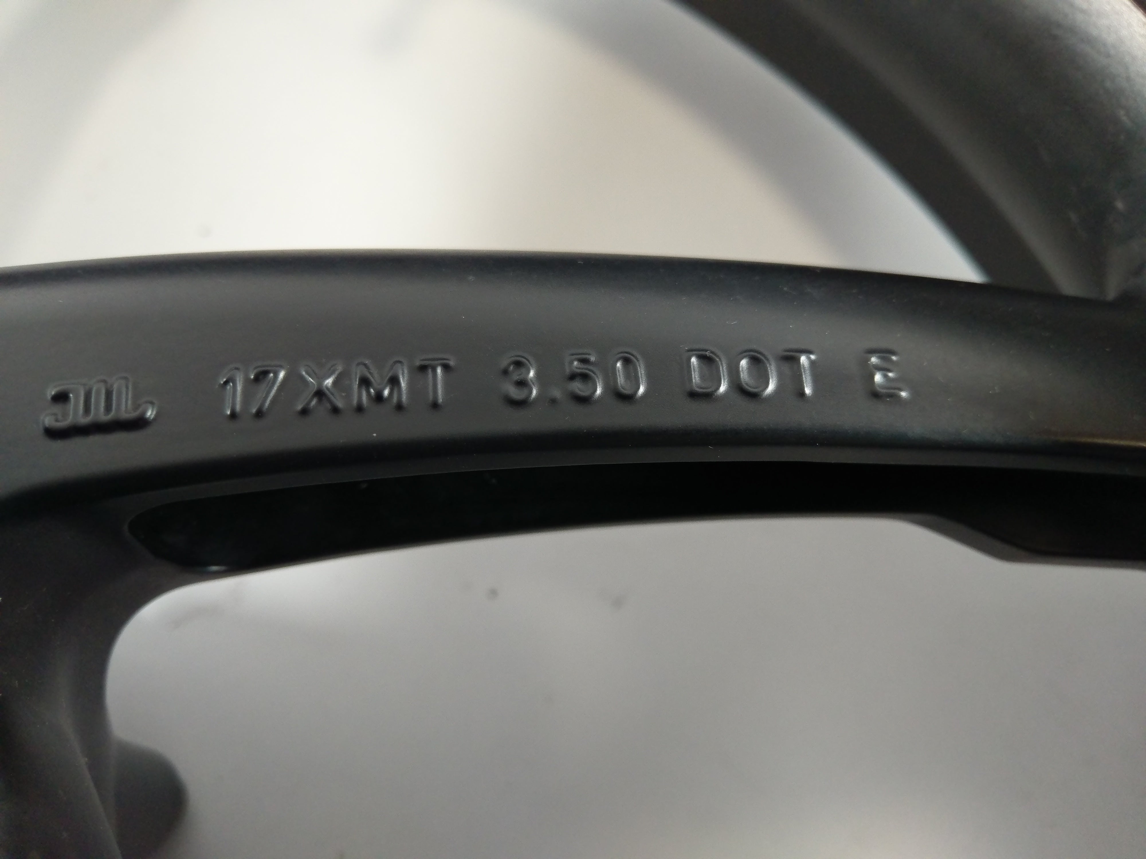 Benelli TNT 1130 Sport [2002] - Front wheel rim