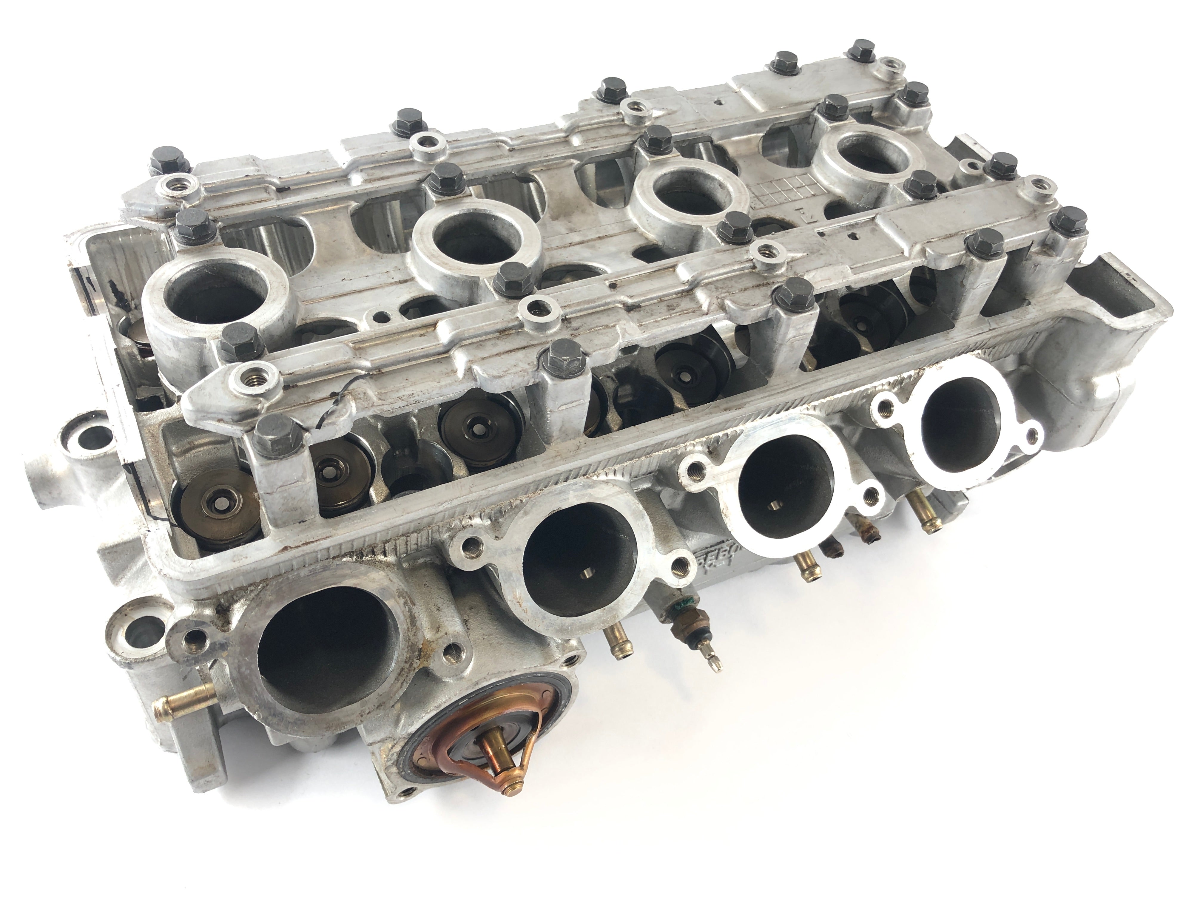 Yamaha YZF R6 RJ03 [2000] - cylinder head