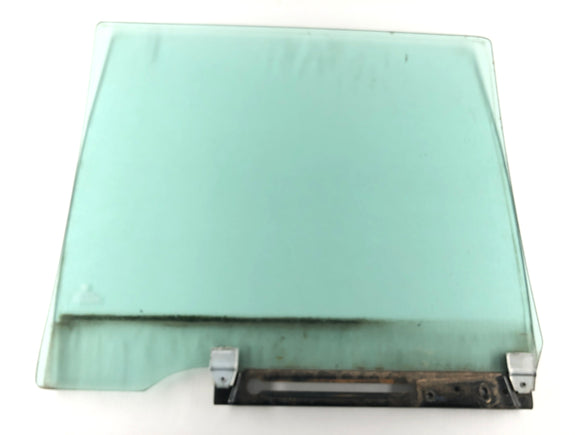 BMW M 535i E28 [1986] - sidofönster på baksidan till höger