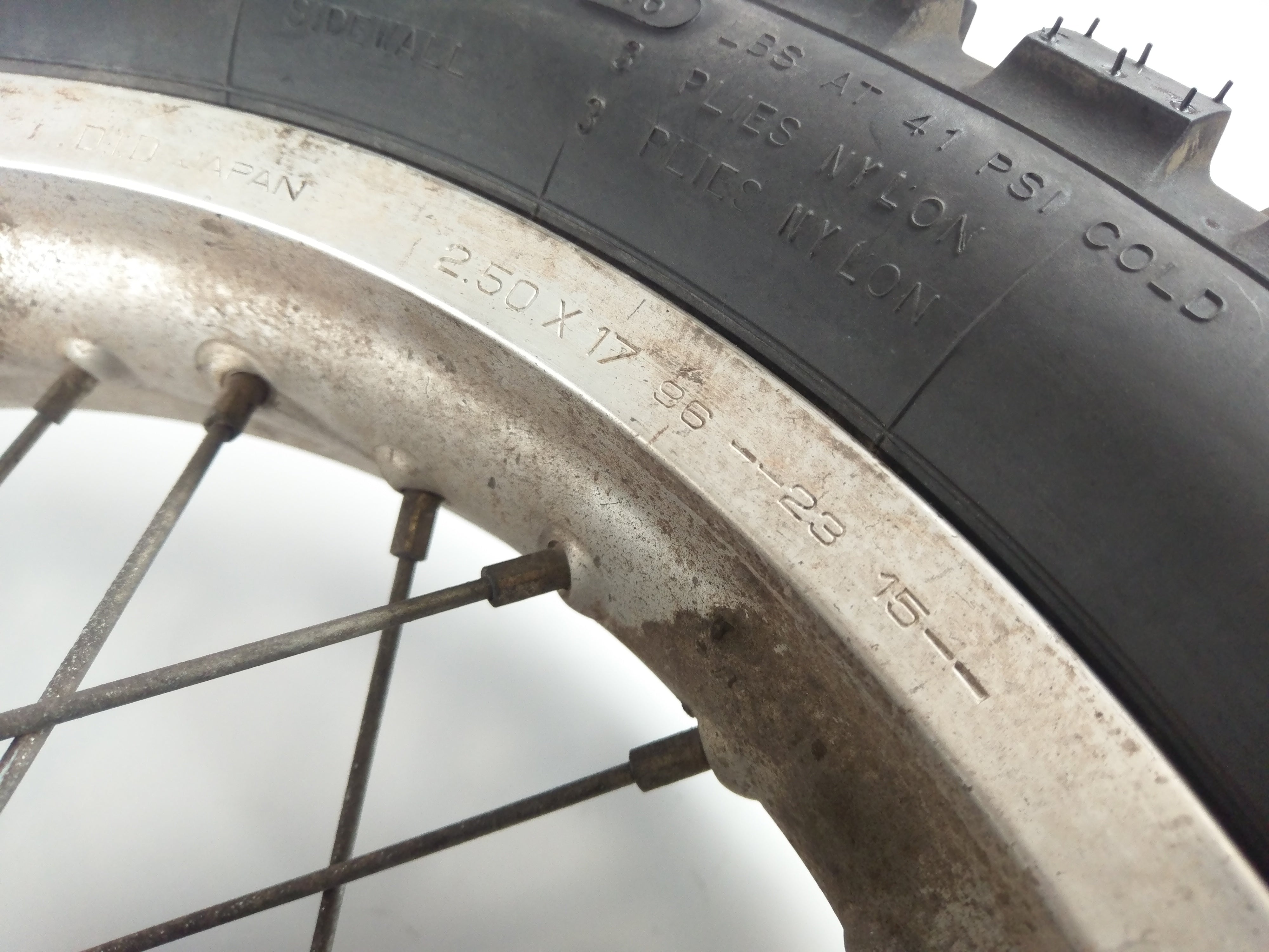 Honda XL 600 R PD03 [1984] - Rear wheel rim