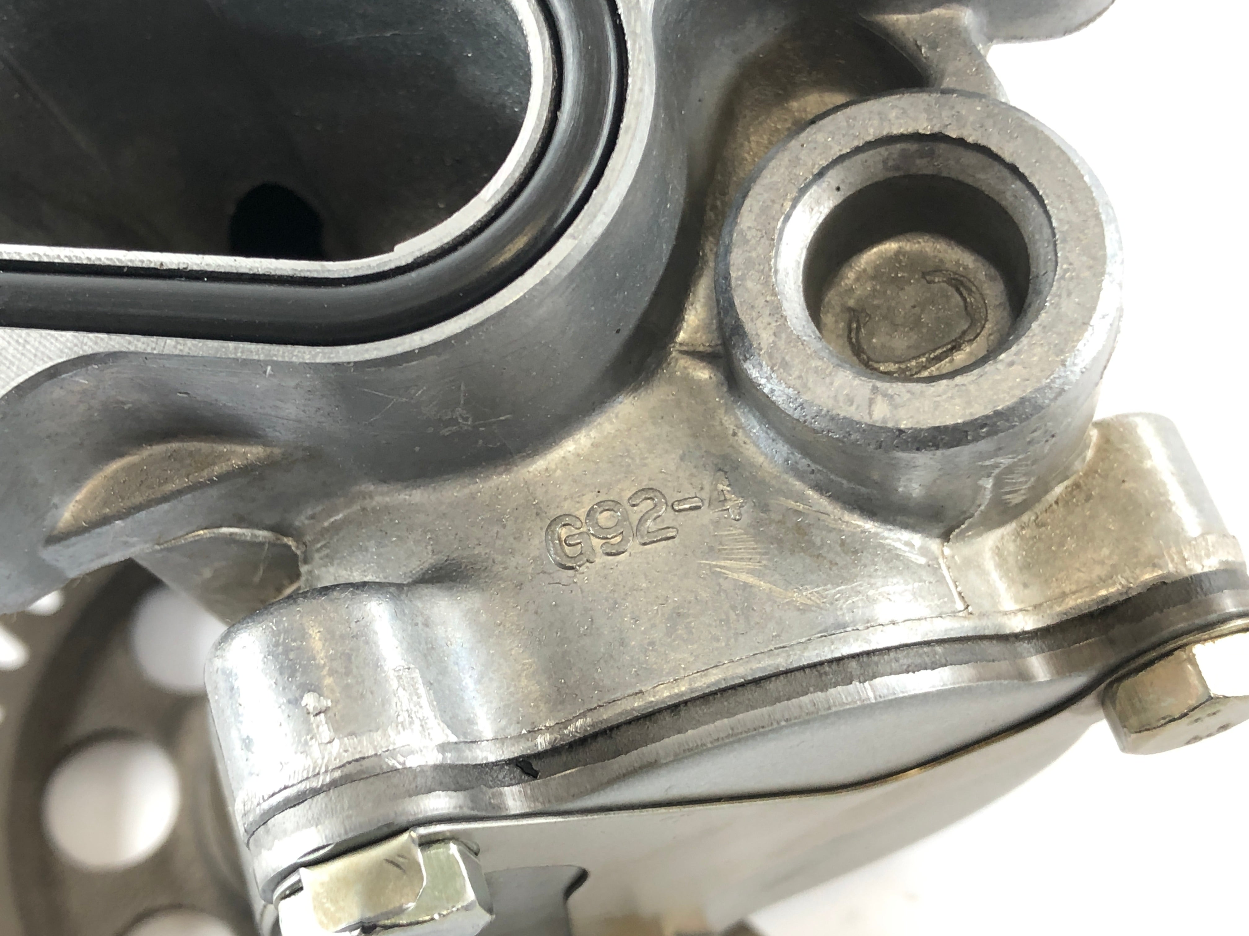 Suzuki Bandit GSF 1200 S WVA9 [2001] - Oil pump