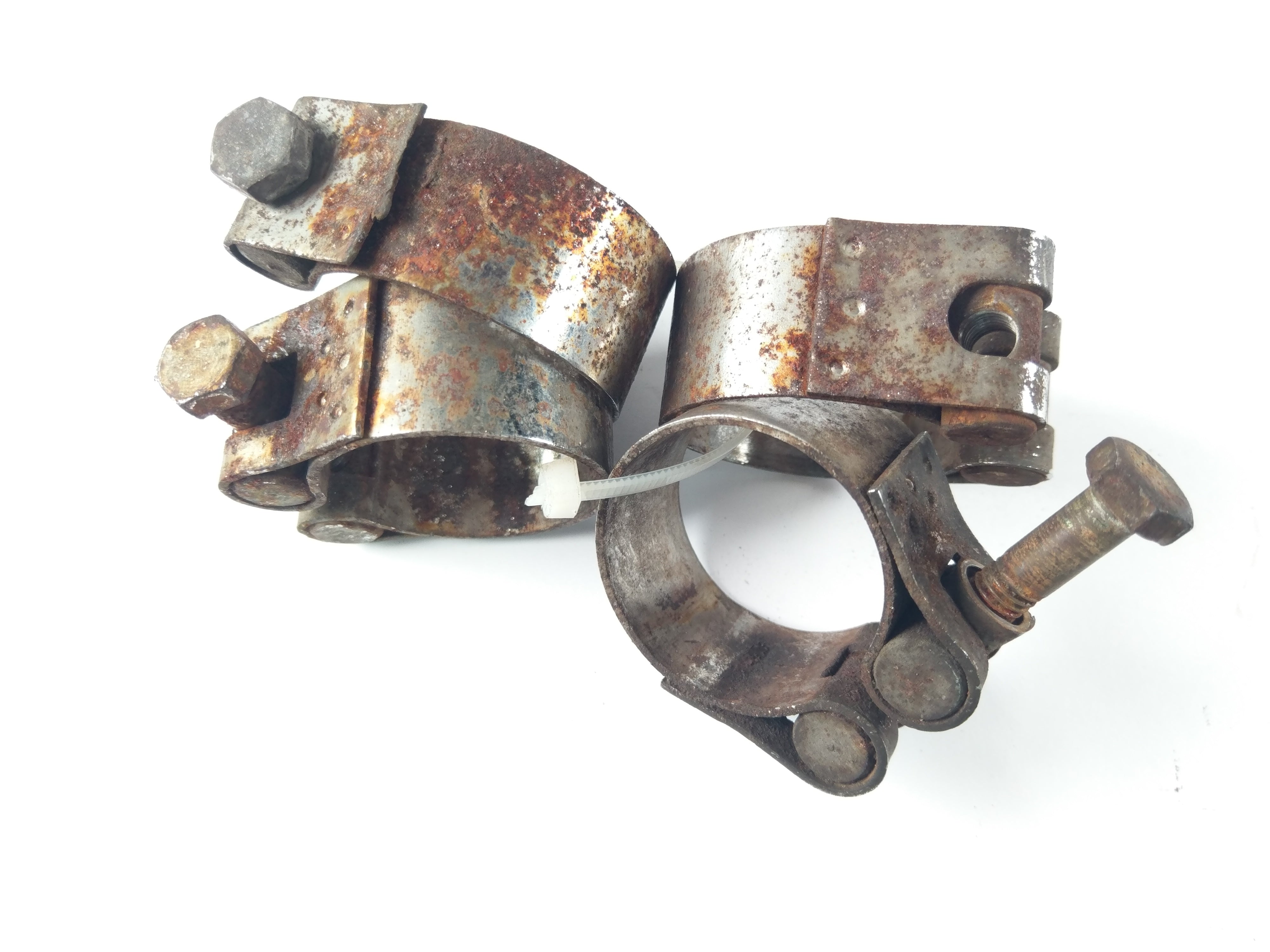 Moto Guzzi 850-T3 California [1978] - original exhaust clamps