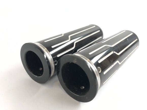 Suzuki vs 1400 VX51L [1992] - držadla řídítek s grubovými šrouby