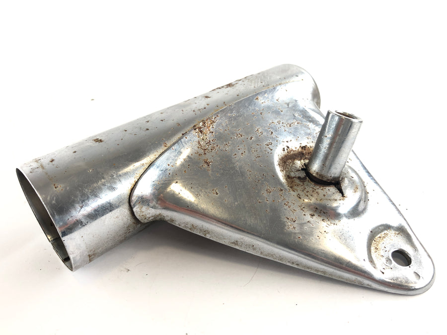 Suzuki T 500 [GT 500] - Lampenhalter Scheinwerfer aufnahme Halterung rechts