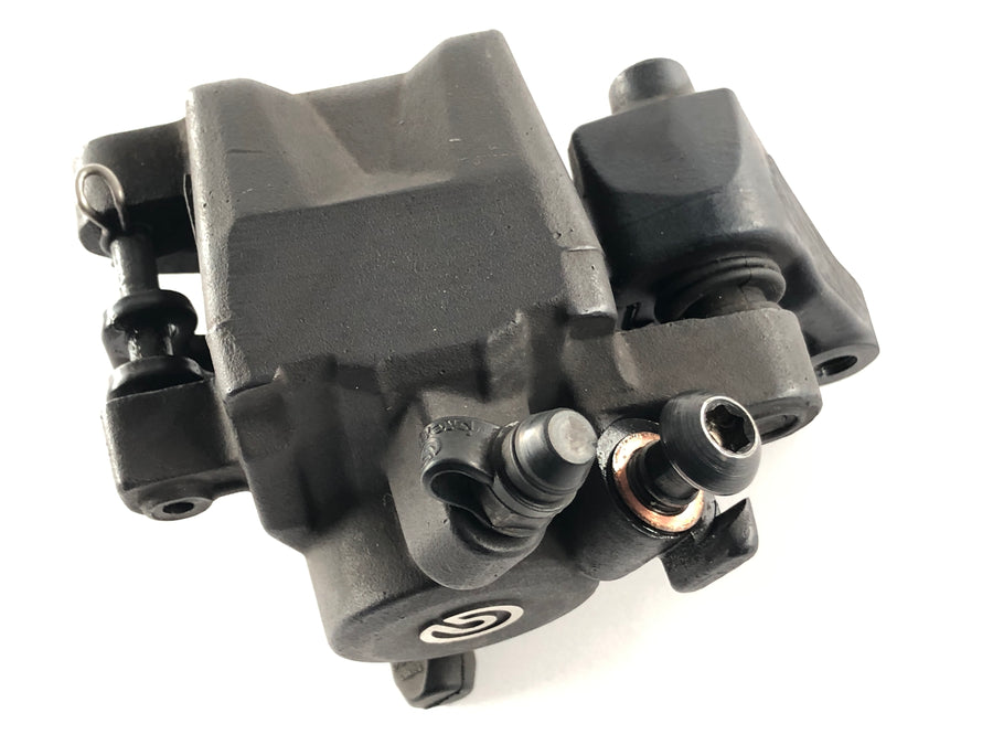 BMW F 650 CS Scarver [2001] - Bromsok på baksidan med ankareplatta