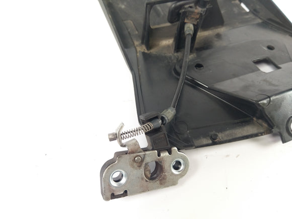 Aprilia RS4 125 TW  [2013] - Innenverkleidung Sitzbankverriegelung