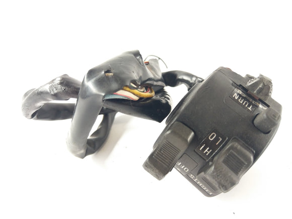 Suzuki GT 750 [1973] - Spínač řídítek vlevo