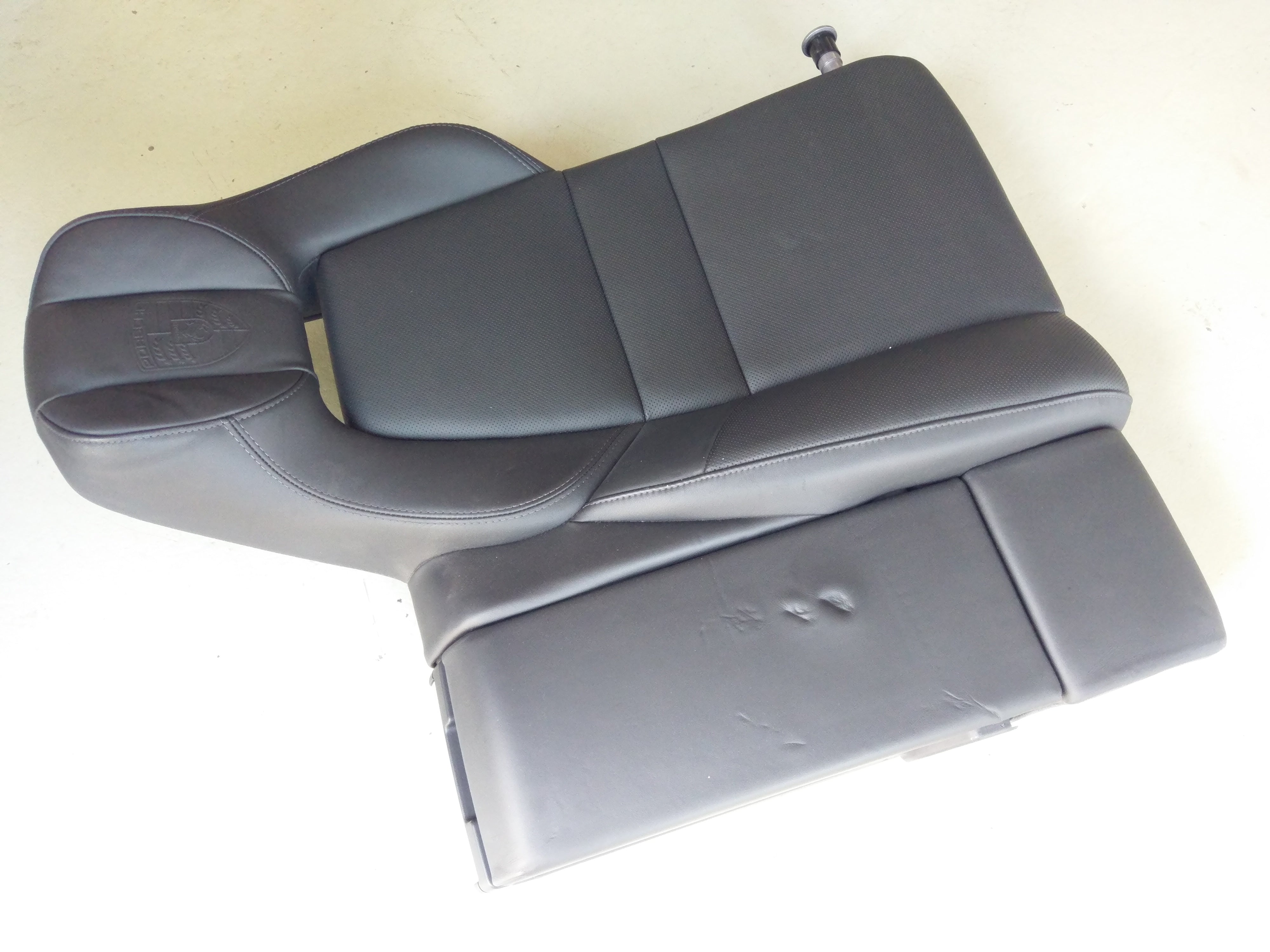 Porsche Panamera Turbo [2010] - Asiento detrás de la ventilación de SetheAution de cuero de cuero izquierdo con puntos de presión - 0