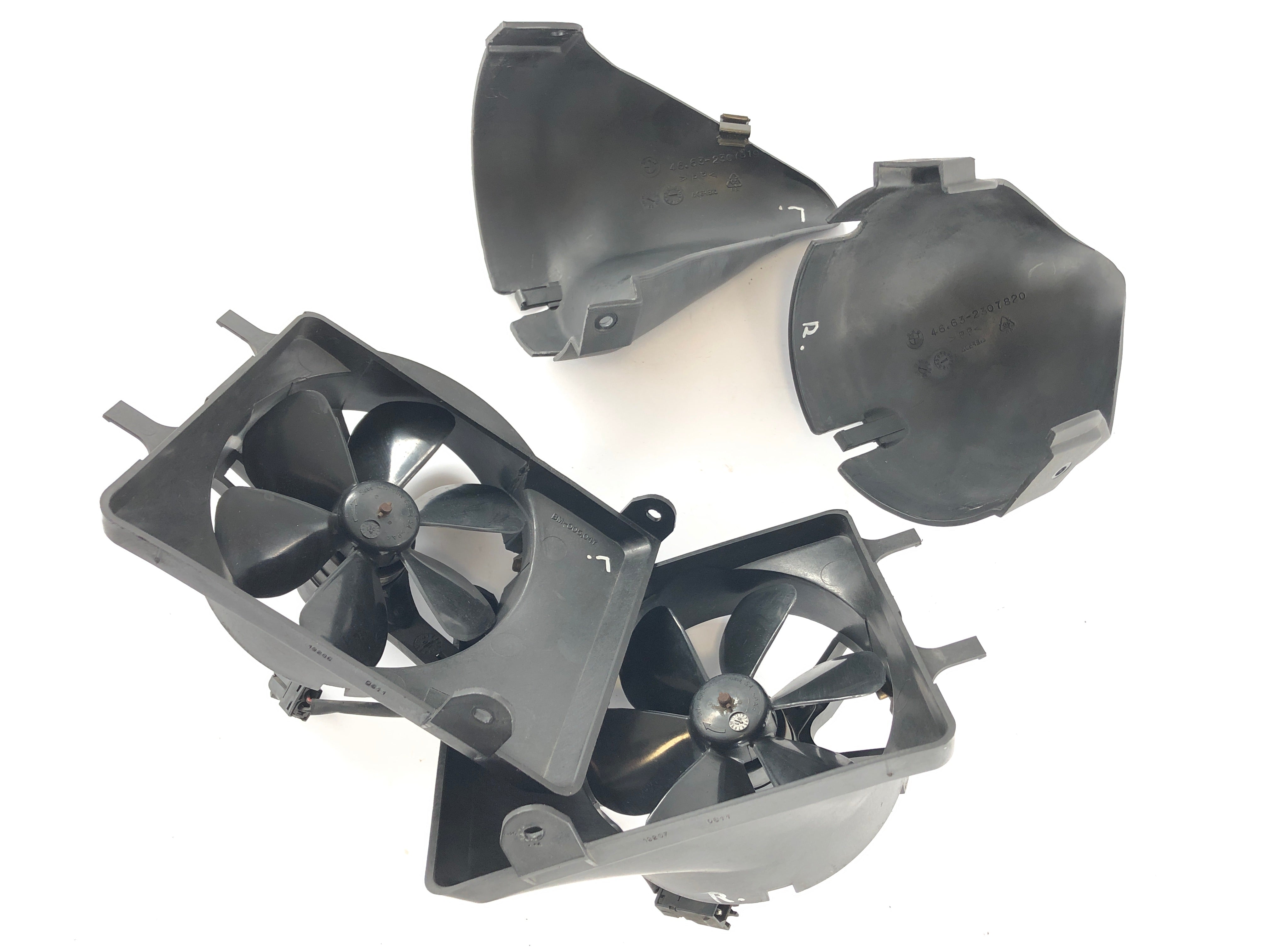 BMW K 1200 RS [2001] - Radiator fan with funnel left and right set