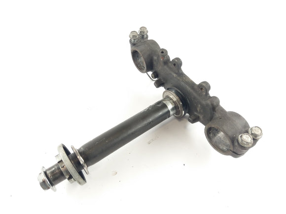 Yamaha DT 125 LC 10V [1982] - Puente de la bifurcación debajo