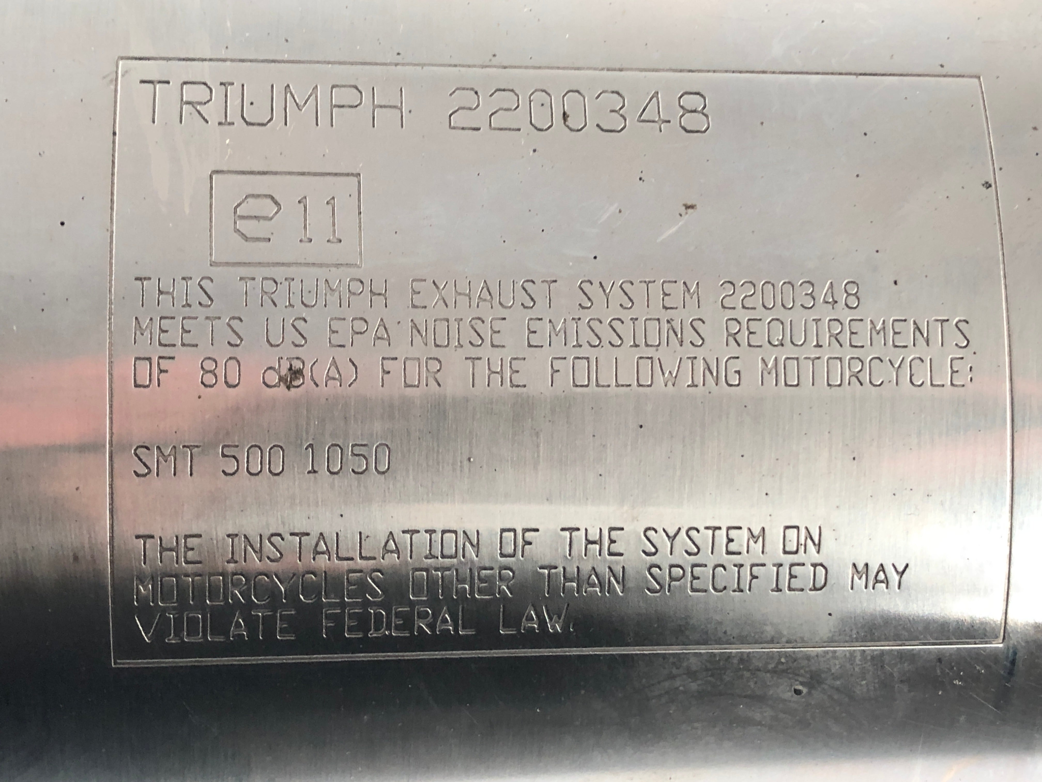 Triumph Speed ​​Triple 1050 515NJ [2006] - lyddæmper på den rigtige udstødning