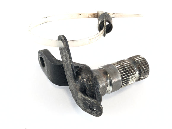 Yamaha V -Max 1200 2en [1997] - Voetremhendel As rennende achterwielrempedaal