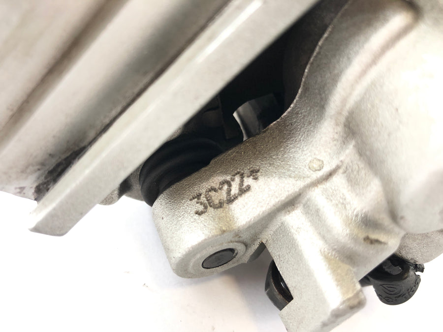KTM Duke 690 A3 [2012] - Bremssattel hinten mit Ankerplatte