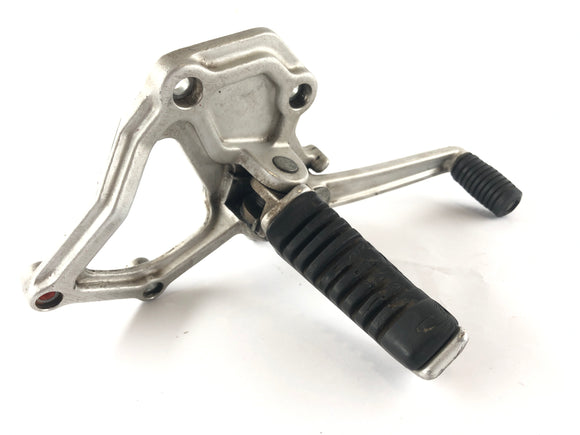 Ducati Paso 750 [1990] - pravý úsek řidiče s brzdovým pedálem