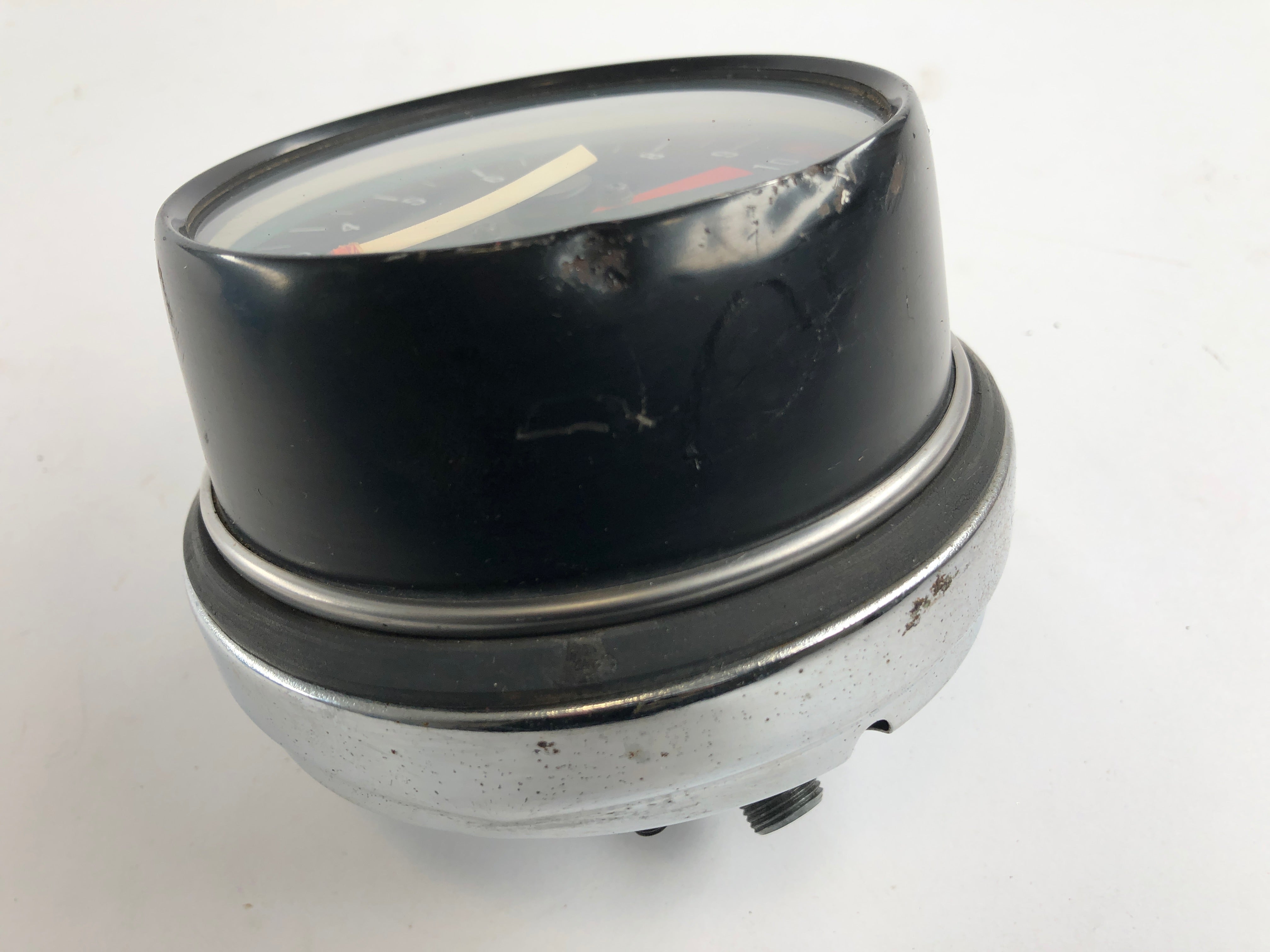 Honda CB 650 RC03 [1980] - Tachometer housing damaged