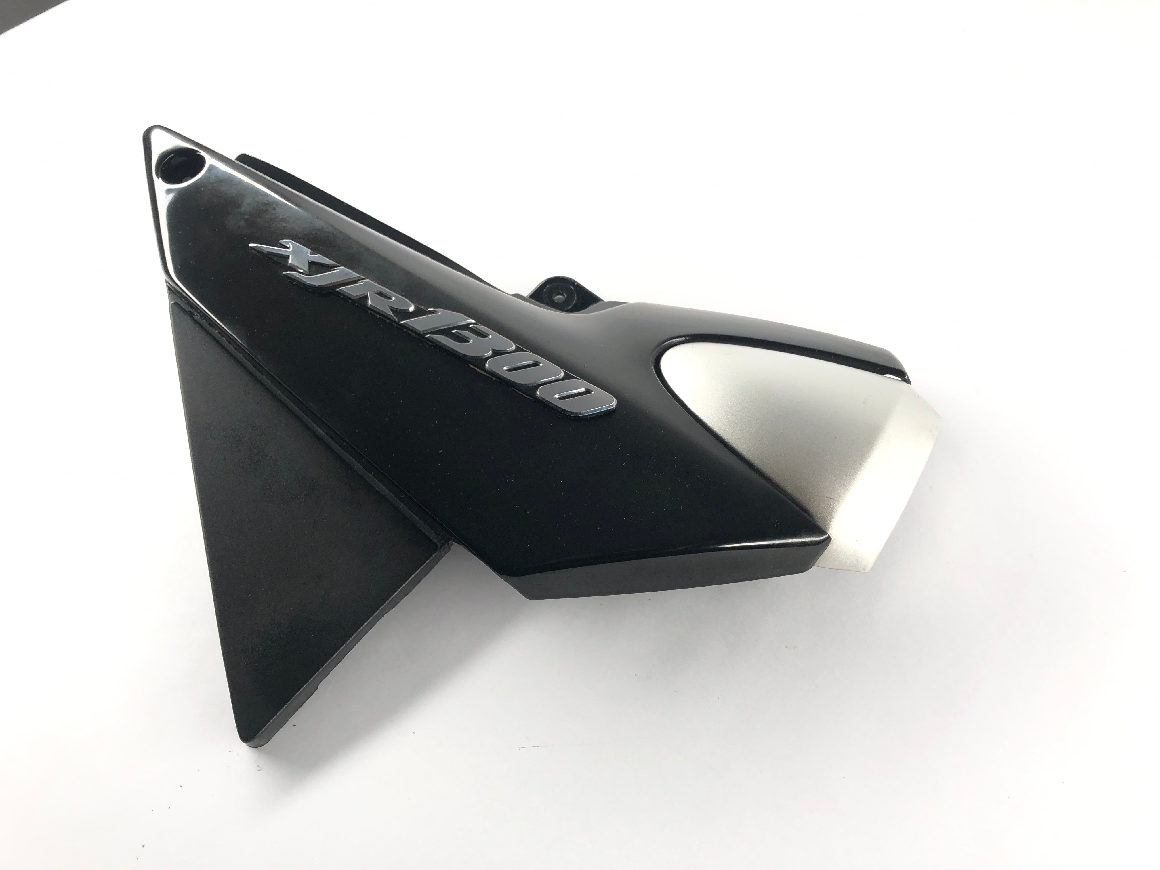 Yamaha XJR 1300 RP02 [2001] - Side Cover Right - 0