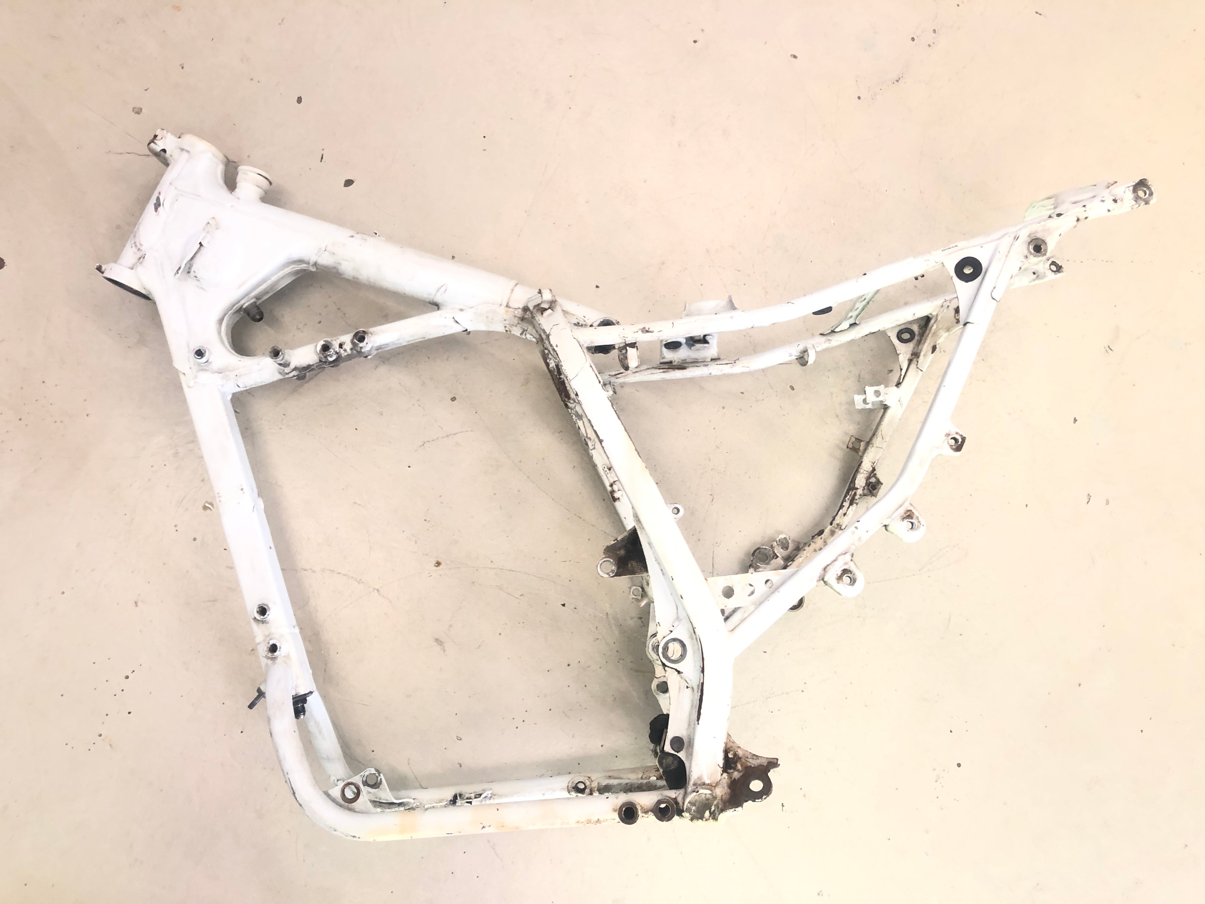 Honda XL 600 LM PD04 [1987] - Frame with papers